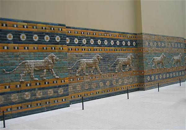 L&ouml;wenfries der "Prozessionsstra&szlig;e von Babylon" im Pergamon-Museum