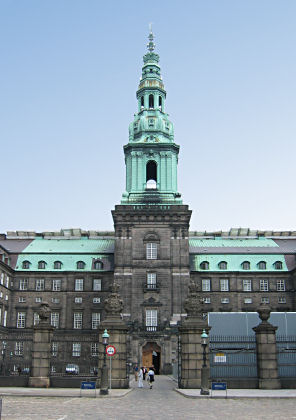 Schlo� Christiansborg, der Sitz des Parlaments 